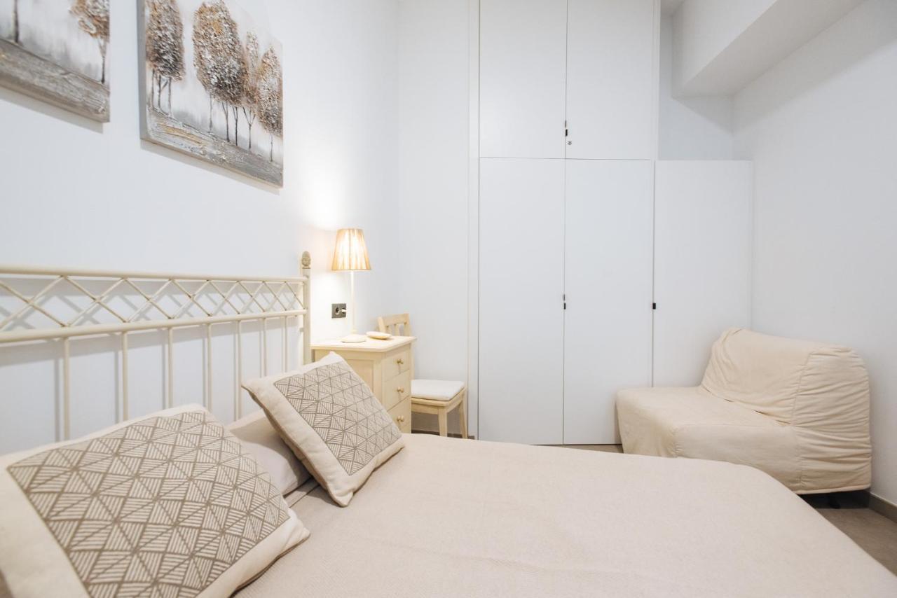 Apartamento Centrico En La Calle Cruz Verde, 10 Sevilla Bagian luar foto