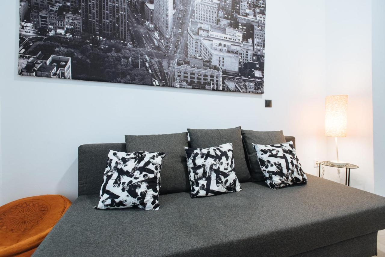 Apartamento Centrico En La Calle Cruz Verde, 10 Sevilla Bagian luar foto